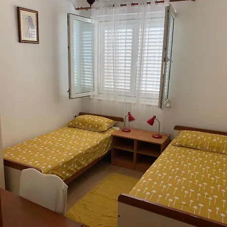 Diana Apartment *